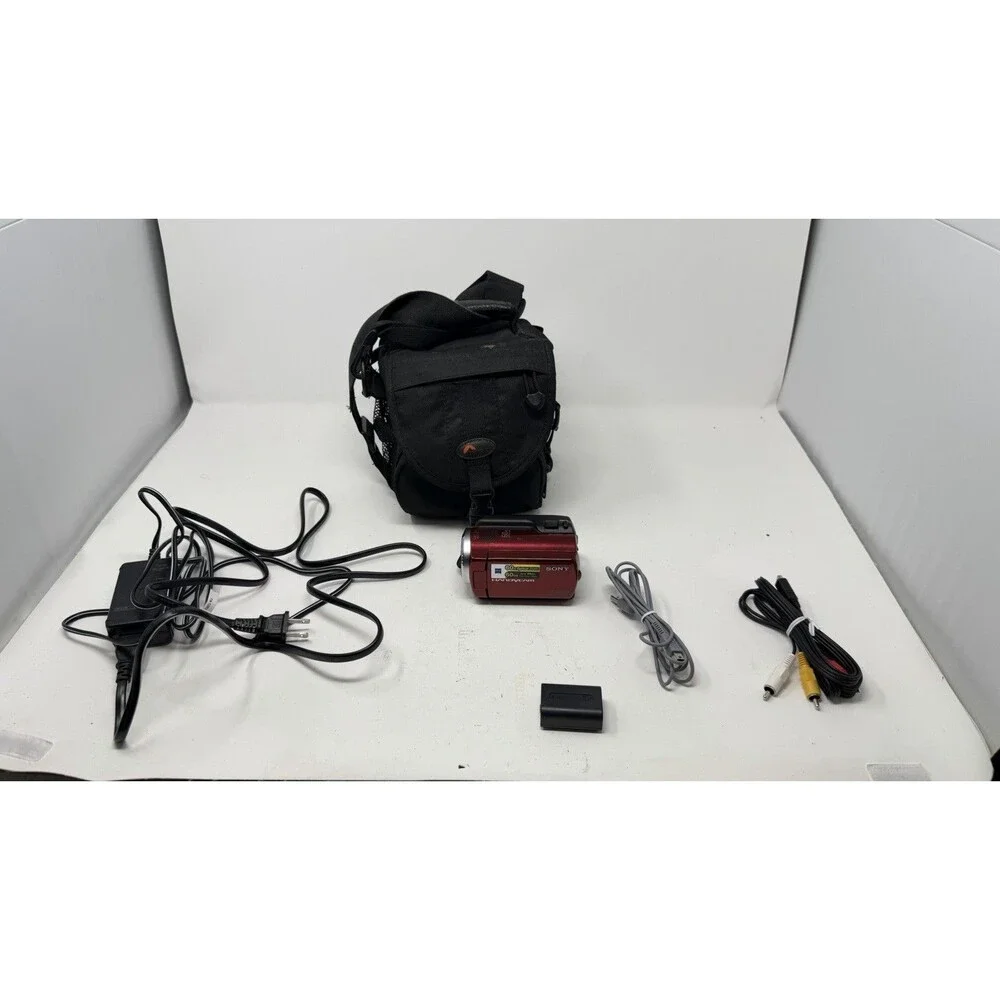 SONY Handycam DCR-SR47 Digital Video Camera Camcorder - 60x / 60GB Zeiss Lens